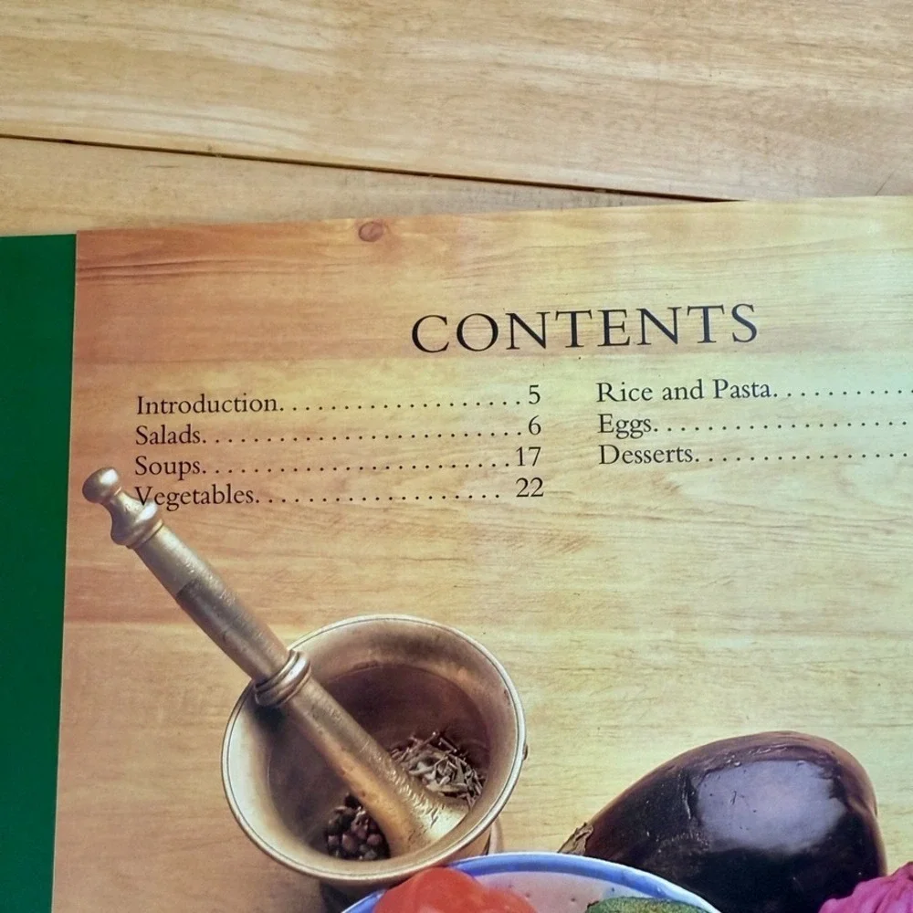 1993 All Colour Vegetarian Cooking Cookbook‎ Full-Color 240 Easy Recipes